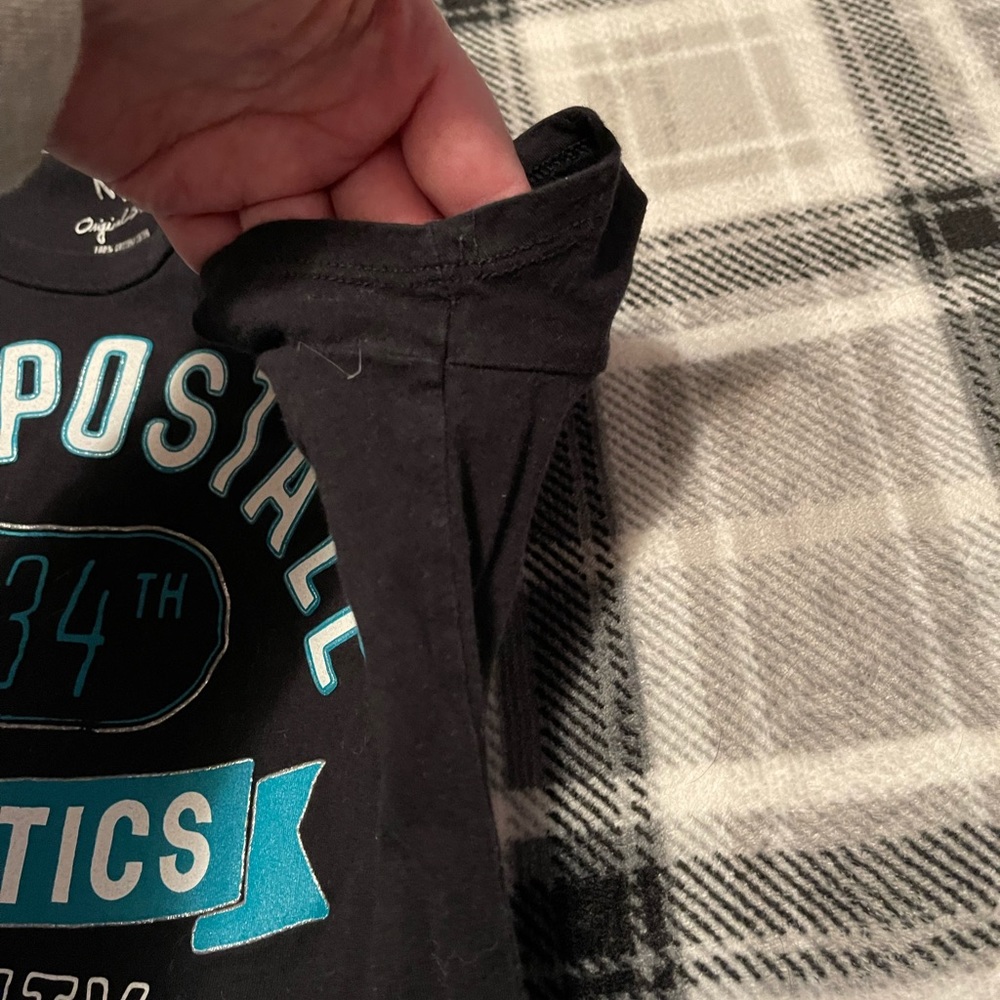 Aeropostale tee - Picture 3 of 5